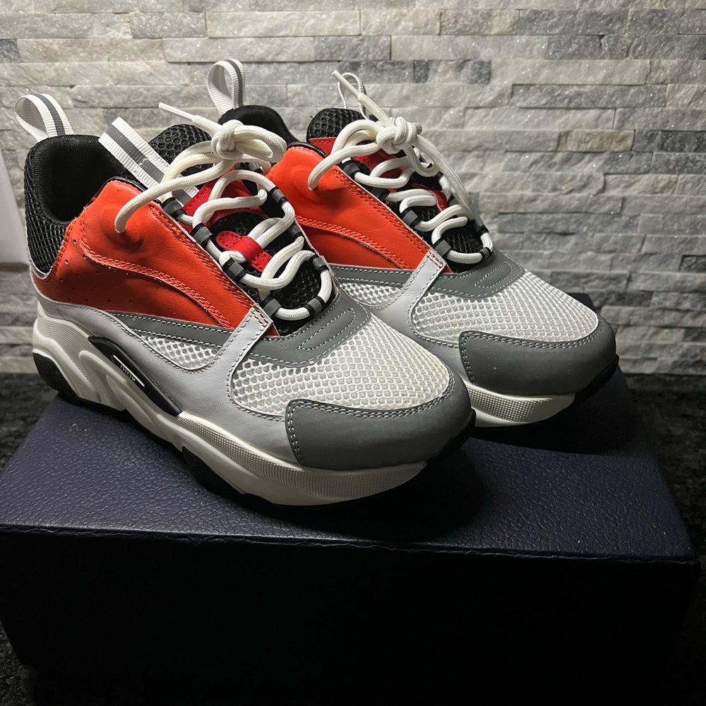 (Dior b22) Orange, Black, & White. - Picture 2 of 7